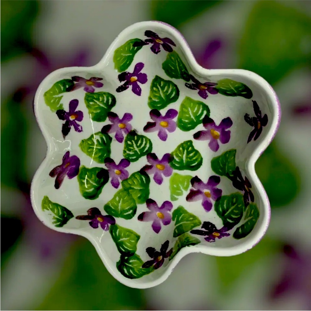 Hand Painted Flower Shaped Bowl With Violets. Made In Italy